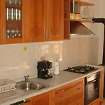 Vukorep - Two Bedroom With Terrace And Field View *