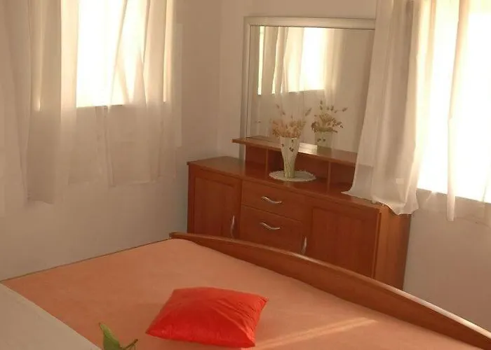 Apartamento Vukorep - Two Bedroom With Terrace And Field View