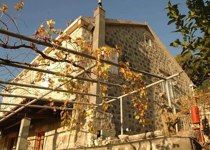 Apartamento Vukorep - Two Bedroom With Terrace And Field View *