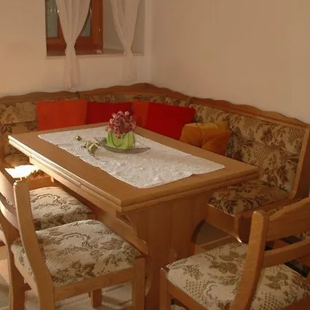 Vukorep - Two Bedroom With Terrace And Field View Appartement