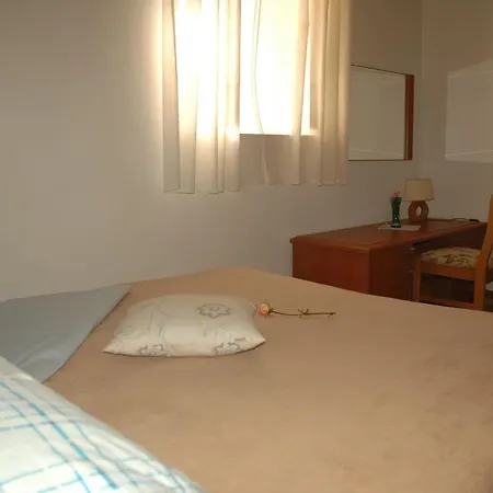 Appartement Vukorep - Two Bedroom With Terrace And Field View