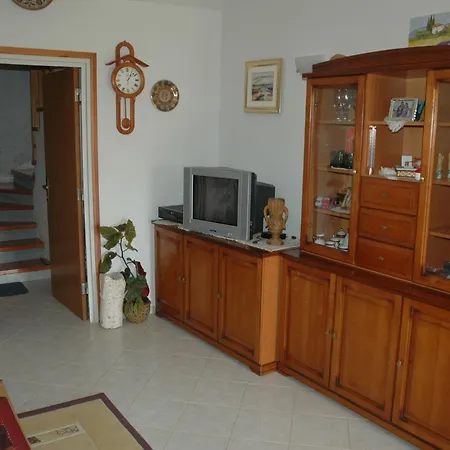 Vukorep - Two Bedroom With Terrace And Field View Sudurad