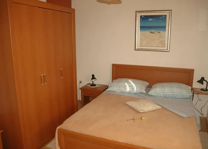 Vukorep - Two Bedroom With Terrace And Field View Appartement Sudurad