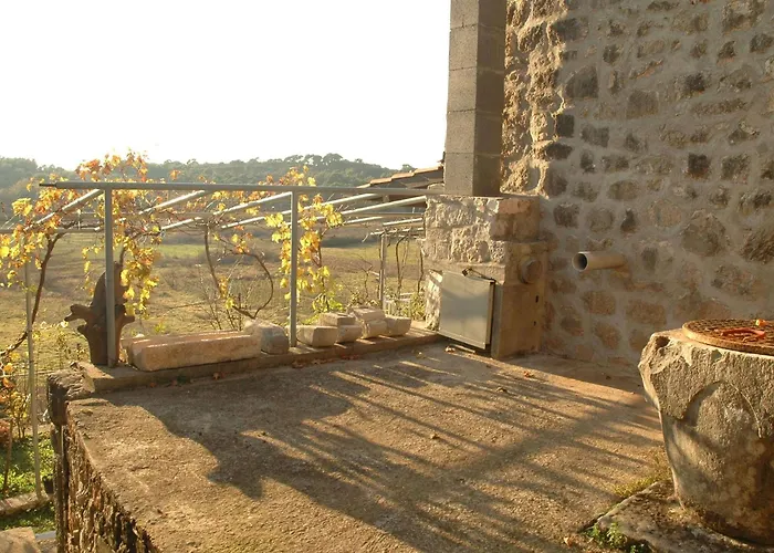 Vukorep - Two Bedroom With Terrace And Field View Sudurad